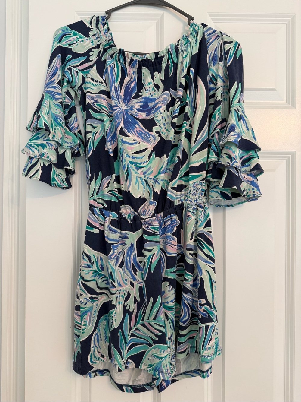 Lilly Pulitzer 3-quarter sleeve romper Size XS